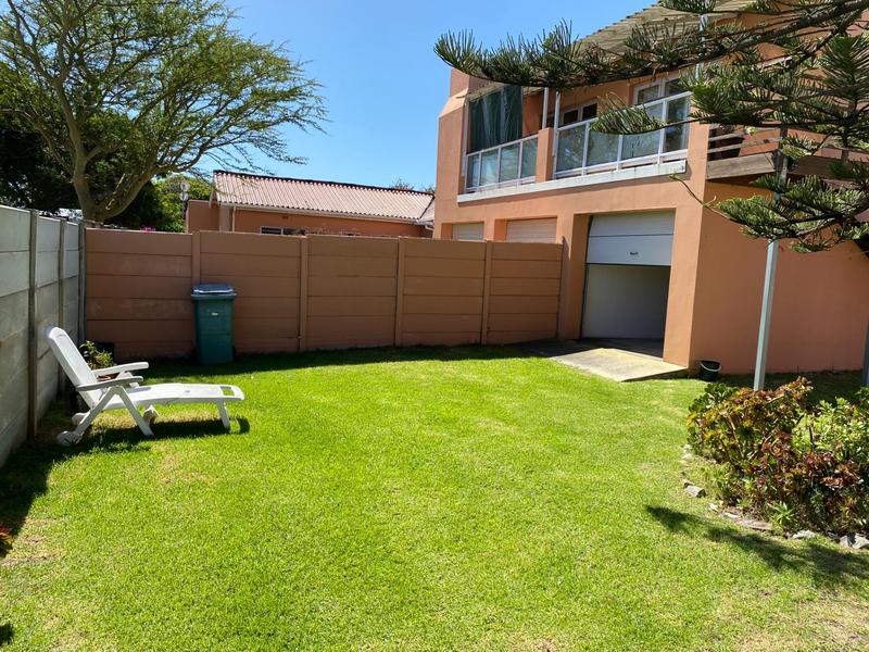 5 Bedroom Property for Sale in Sandbaai Western Cape
